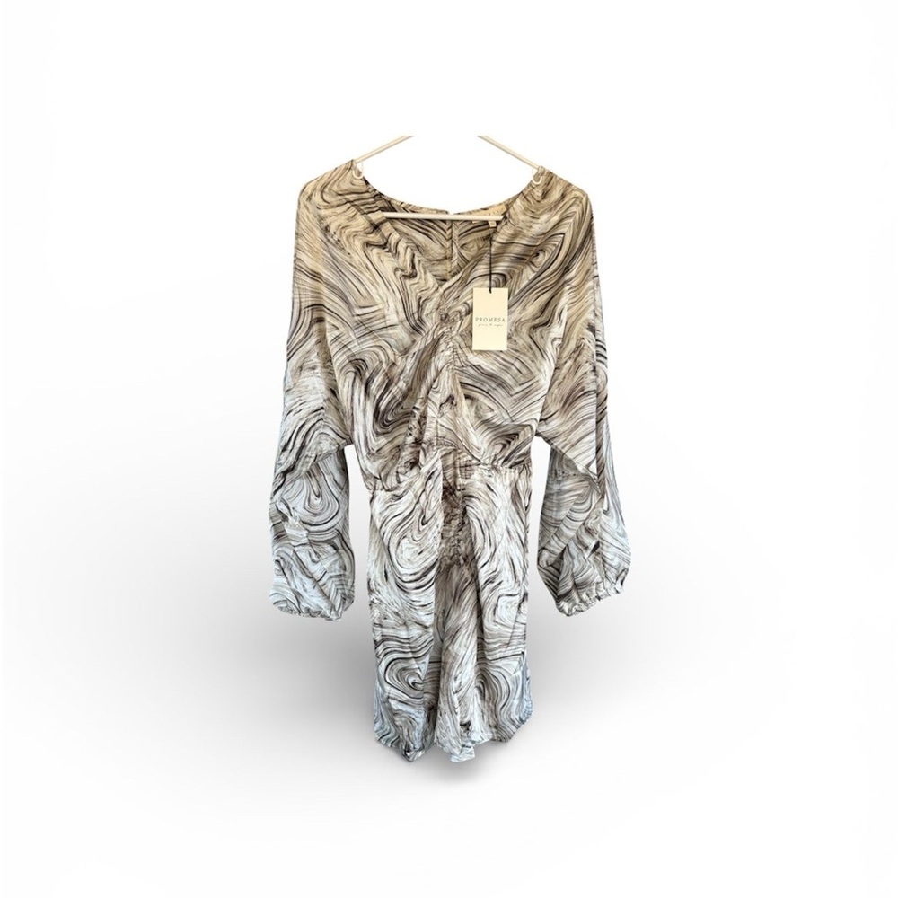 Promesa Swirl Print Long Sleeve Dress in Black & White